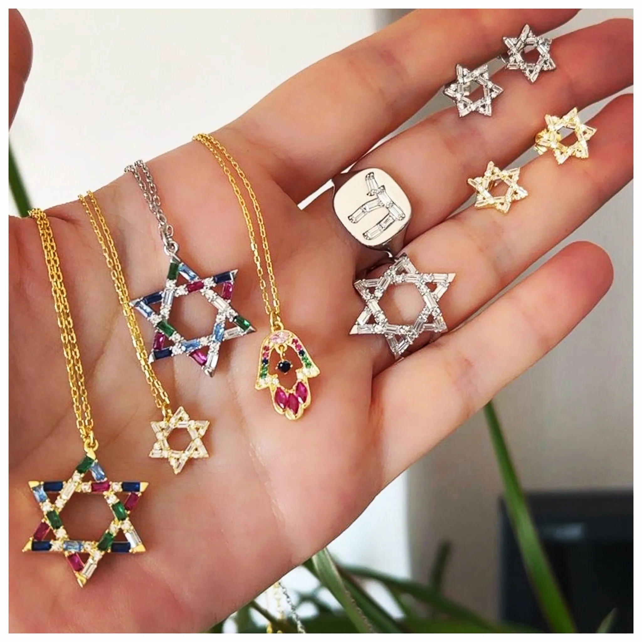 Large Nessa Magen David Necklace